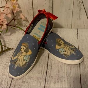 Toms Disney Snow White shoes size 8